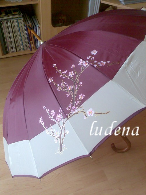 deštník jabloňové květy